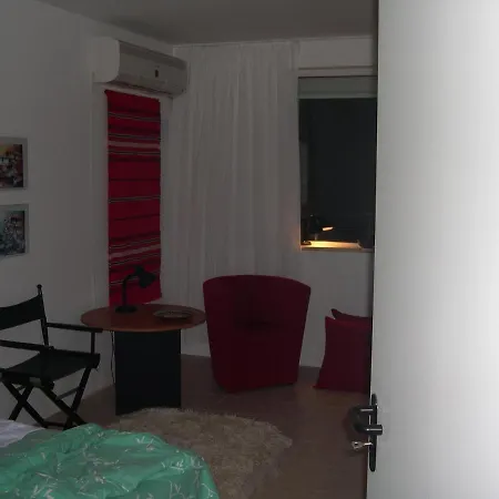 6 Treti Mart Street 2 Floor North *